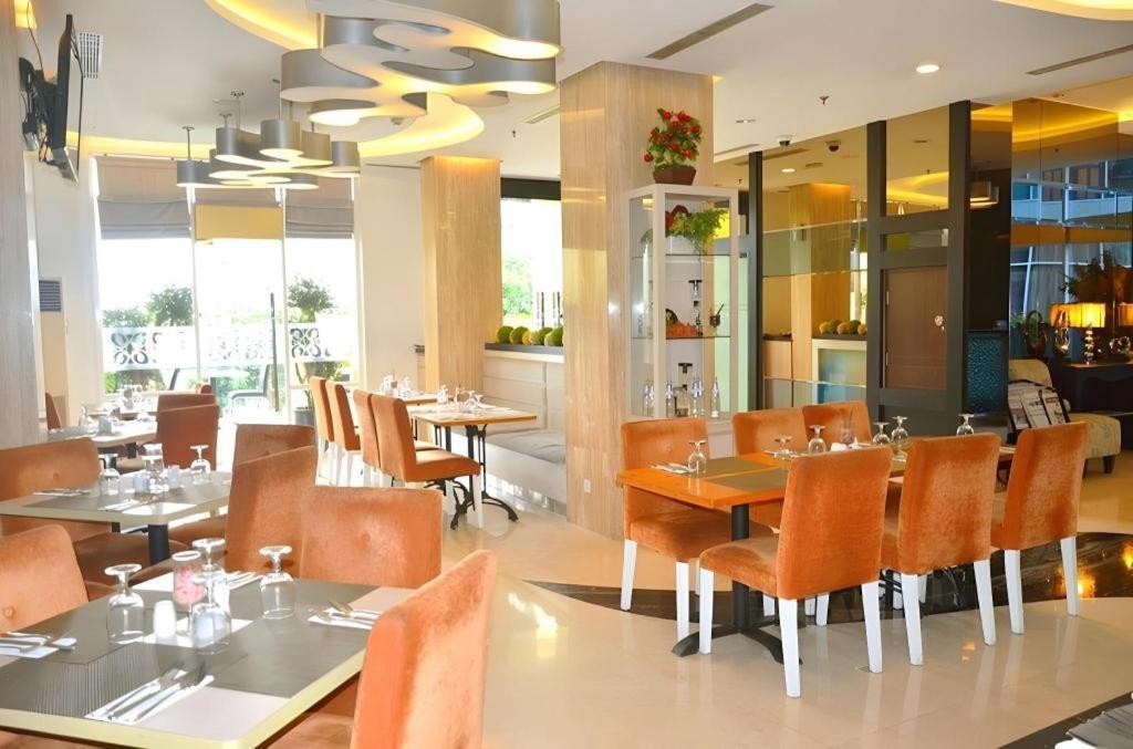 D'primahotel Mega Kuningan Hotel Jakarta