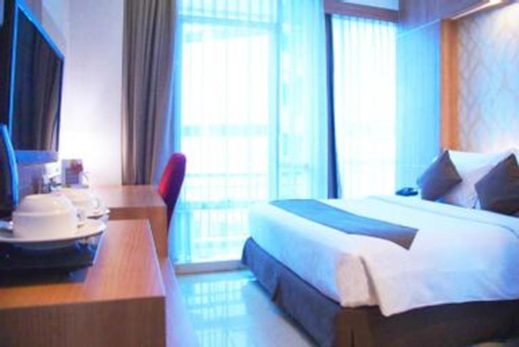 D'primahotel Mega Kuningan Hotel